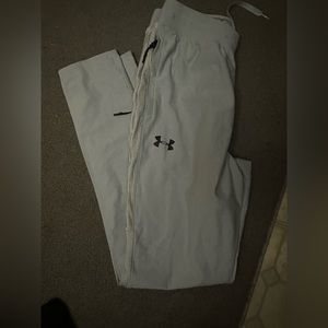 Men’s Small UA pants